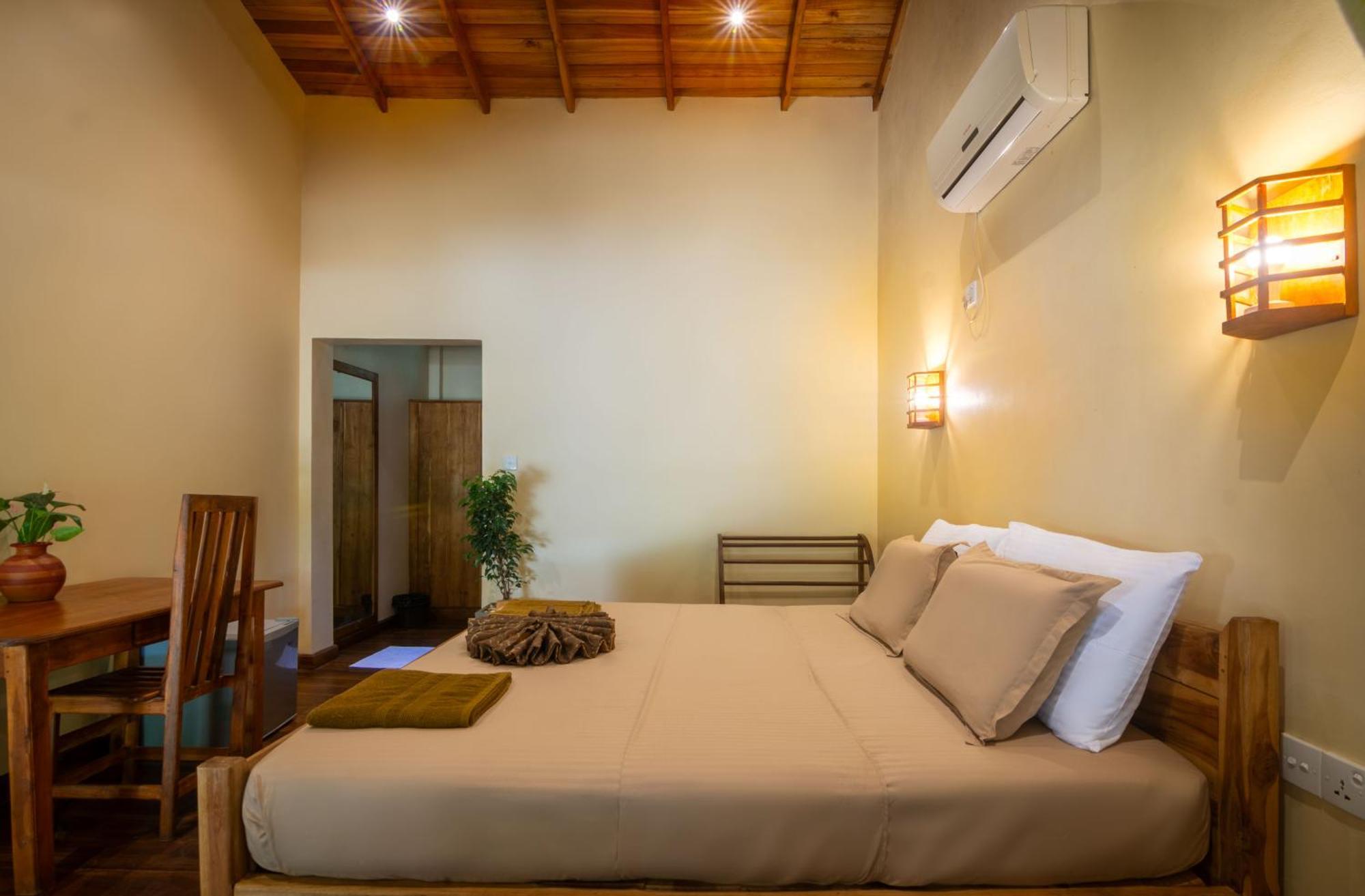 Hotel Arugambay Coco Bay à Baie d'Arugam Extérieur photo