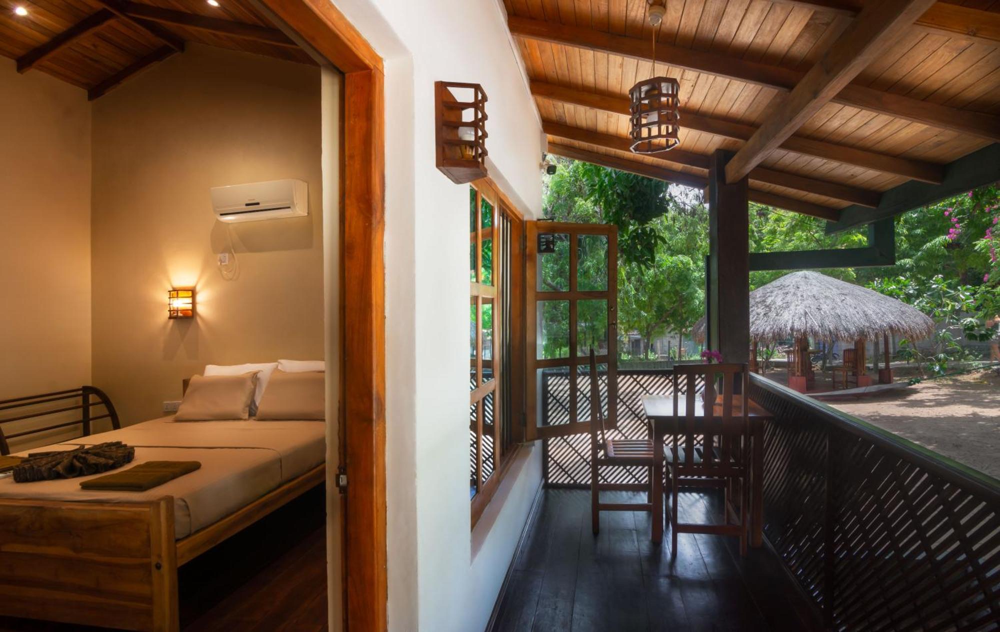 Hotel Arugambay Coco Bay à Baie d'Arugam Extérieur photo